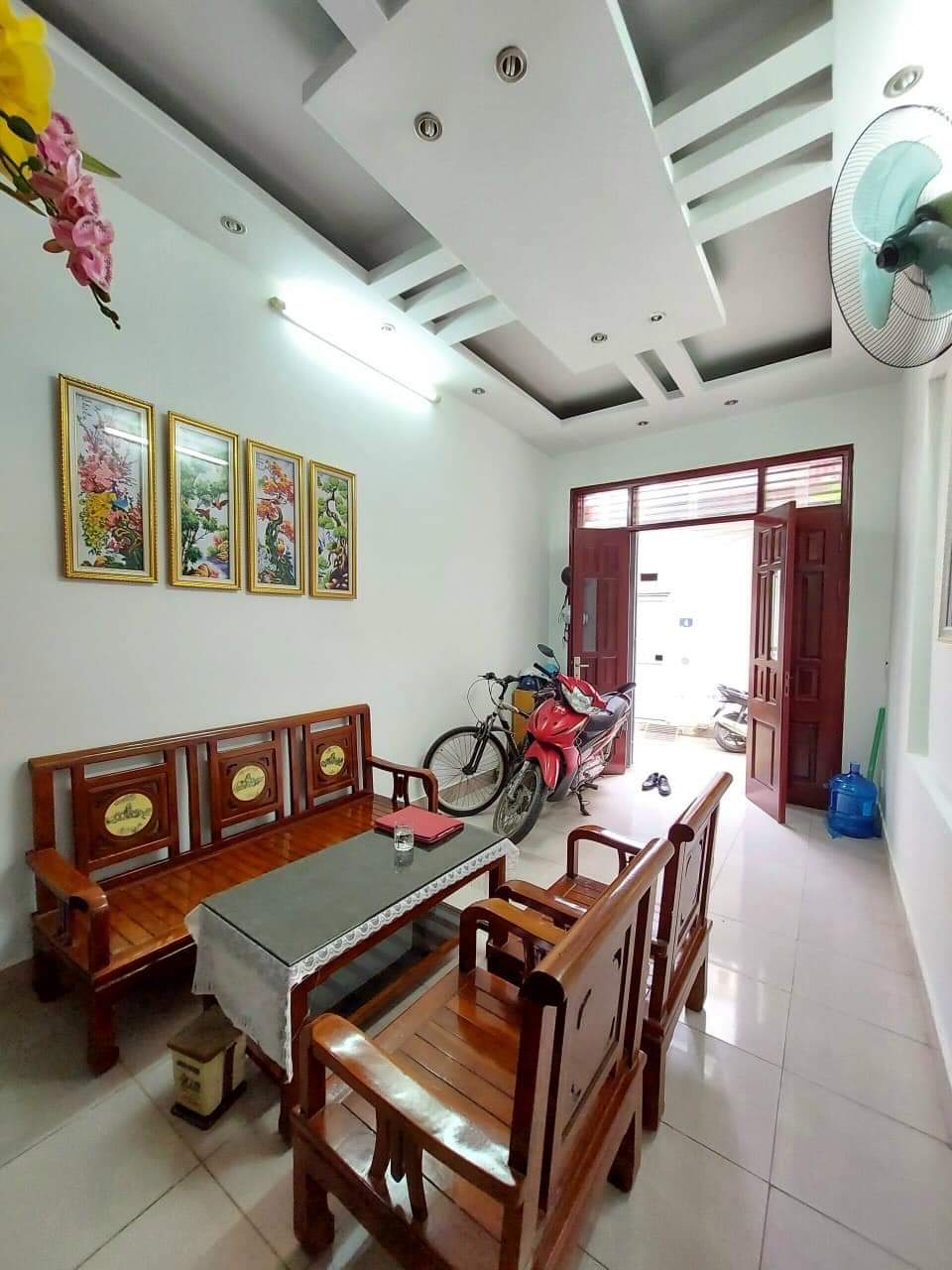 Nhỉnh 4 tỷ Nhà 4 tầng Lô góc 3 thoáng Thanh Liệt Kim Giang Thanh Trì Siêu Đẹp