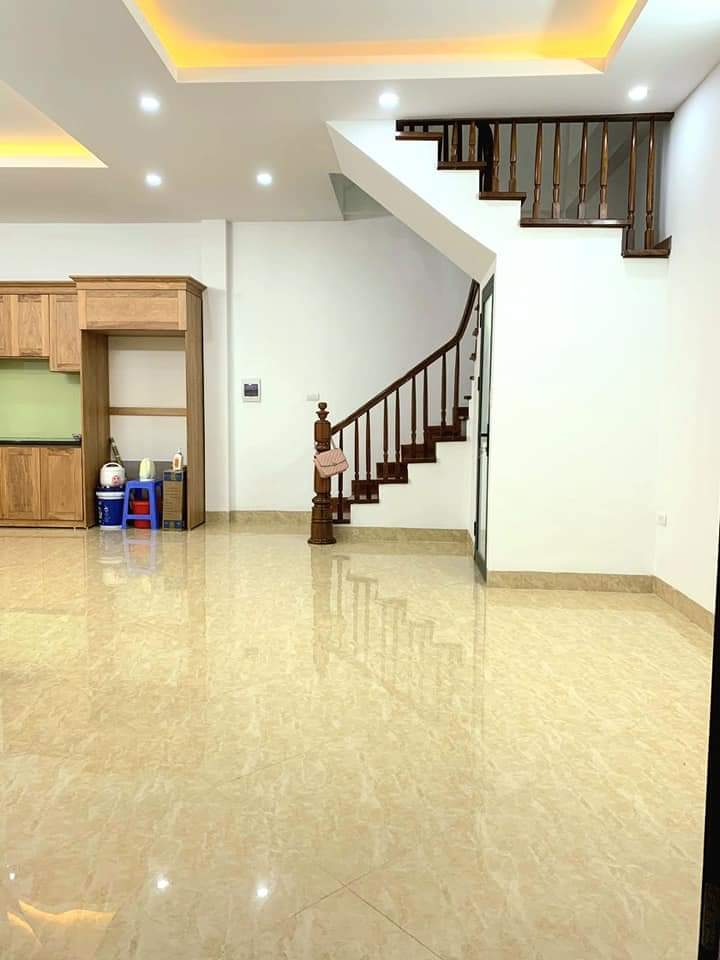 Gấp, gấp, gấp Cần bán nhà phố Khâm Thiên Quận Đống Đa Hà Nội