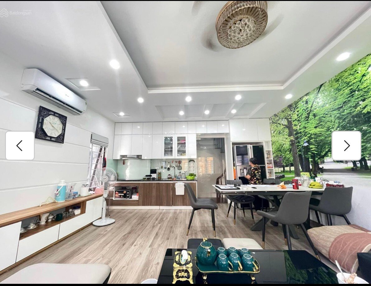 Bán gấp nhà đẹp ở luôn VÕ CHÍ CÔNG- CẦU GIẤY DT 41M- 5T- MT 4.6M- lô góc 2 mặt ngõ, giá chào 7.4 tỷ