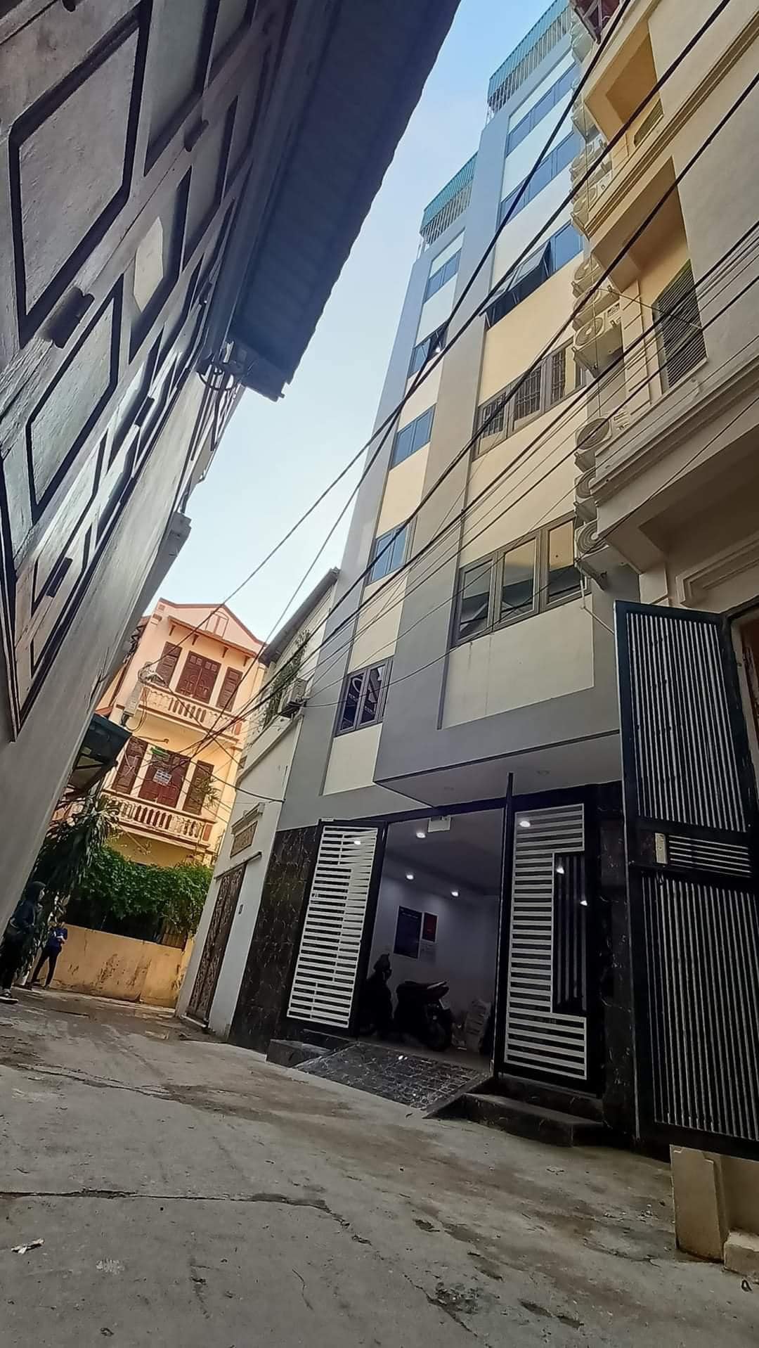 MÁY IN TIỀN PHÚ DIỄN-30 PHÒNG KHÉP KÍN - ĐANG FULL -DÒNG TIỀN 150 TR/ THÁNG - NGÕ RỘNG 4 CHỖ RA VÀO THOẢI MÁI