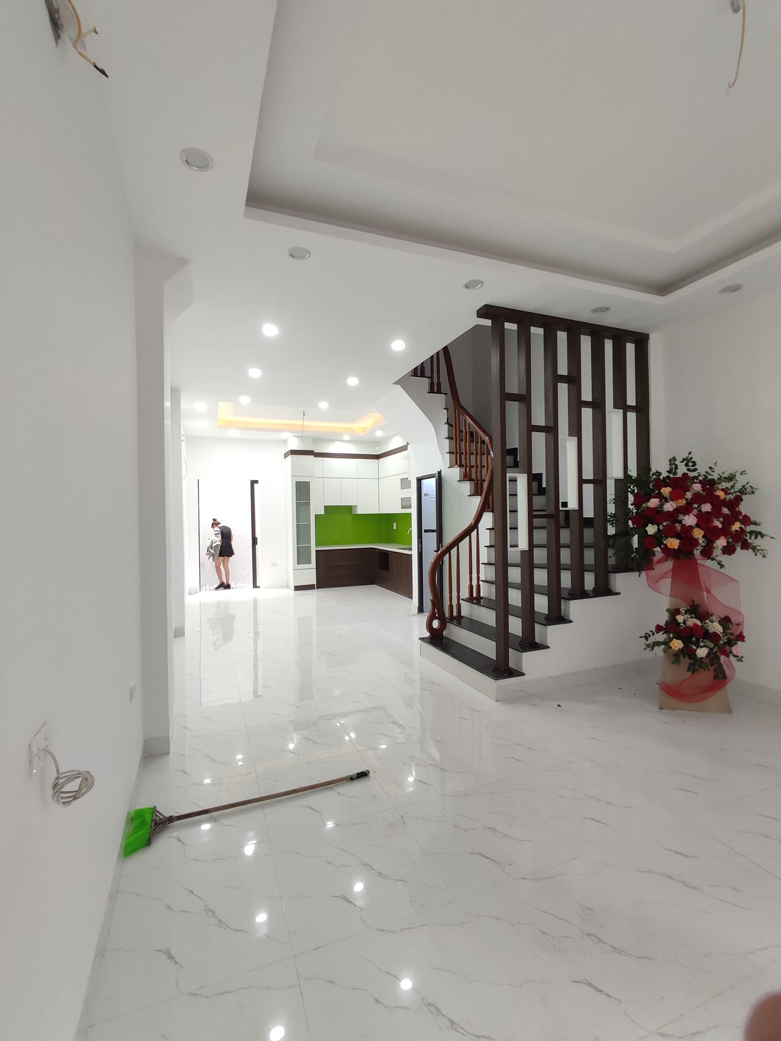 Nhà Lương Khánh Thiện, ô tô đỗ cửa, 75m2 x 5 tầng, 6 phòng khép kín, 9.2 tỷ.