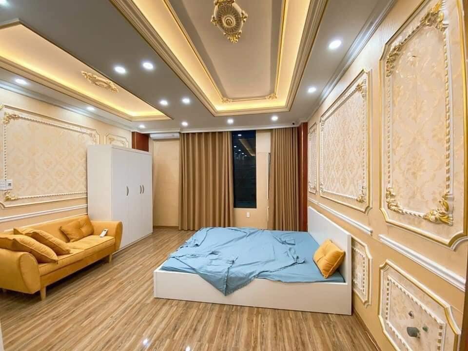 Bán nhà phố Pháo Đài Láng Kinh Doanh cho thuê Văn Phòng CCMN dòng tiền 40 triệu nhỉnh 6 tỷ.