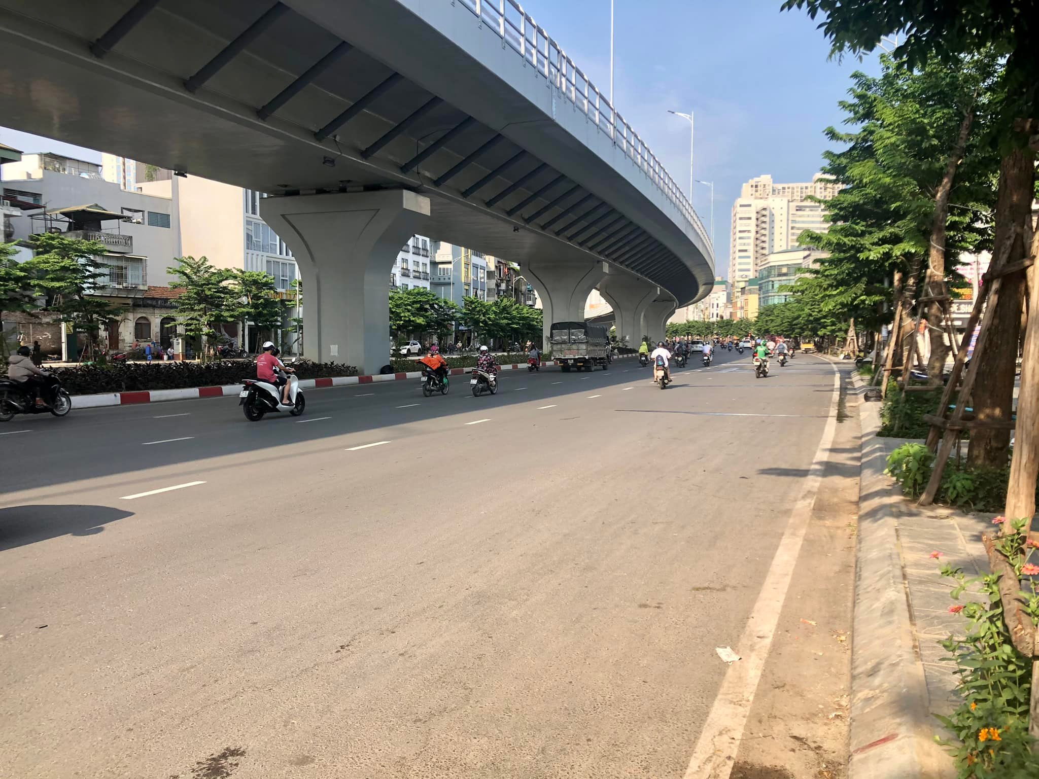 Nhà mặt phố Minh Khai, 2 mặt tiền, 140m2 x 5T, MT 4m, nở hậu, giá 42 tỷ