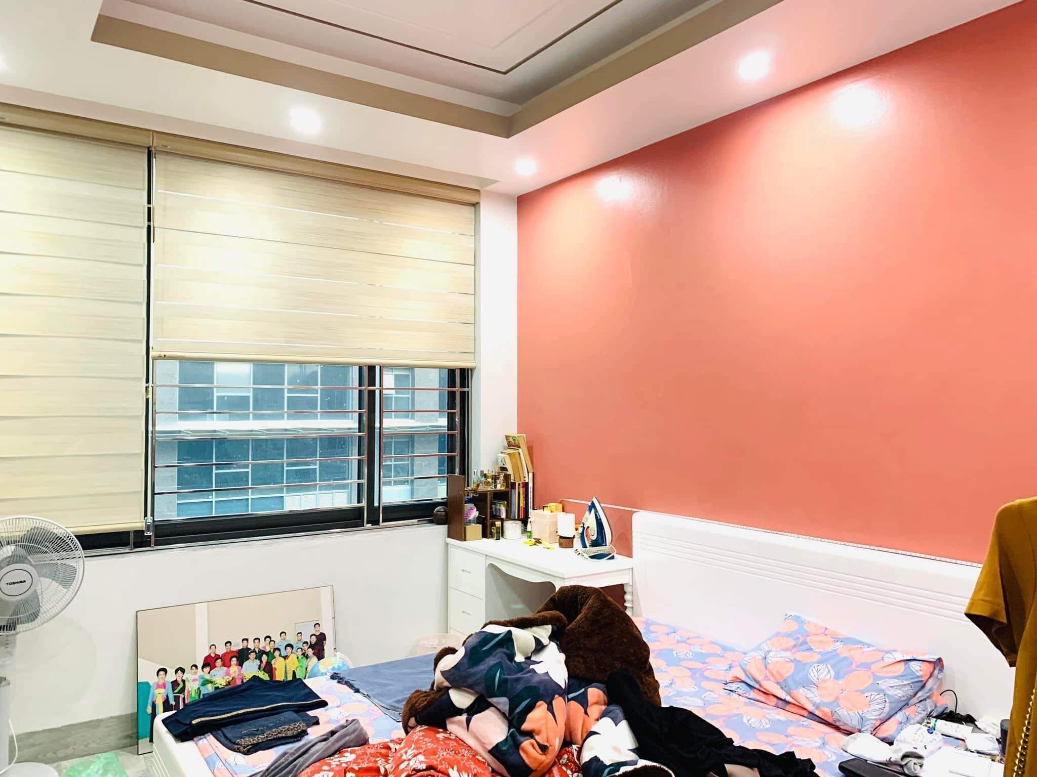 Siêu mẫu Định Công phân lô ngõ 2 oto tránh ôtô vào nhà - kinh doanh - thang máy 5T x 46m2, 9,8 tỷ