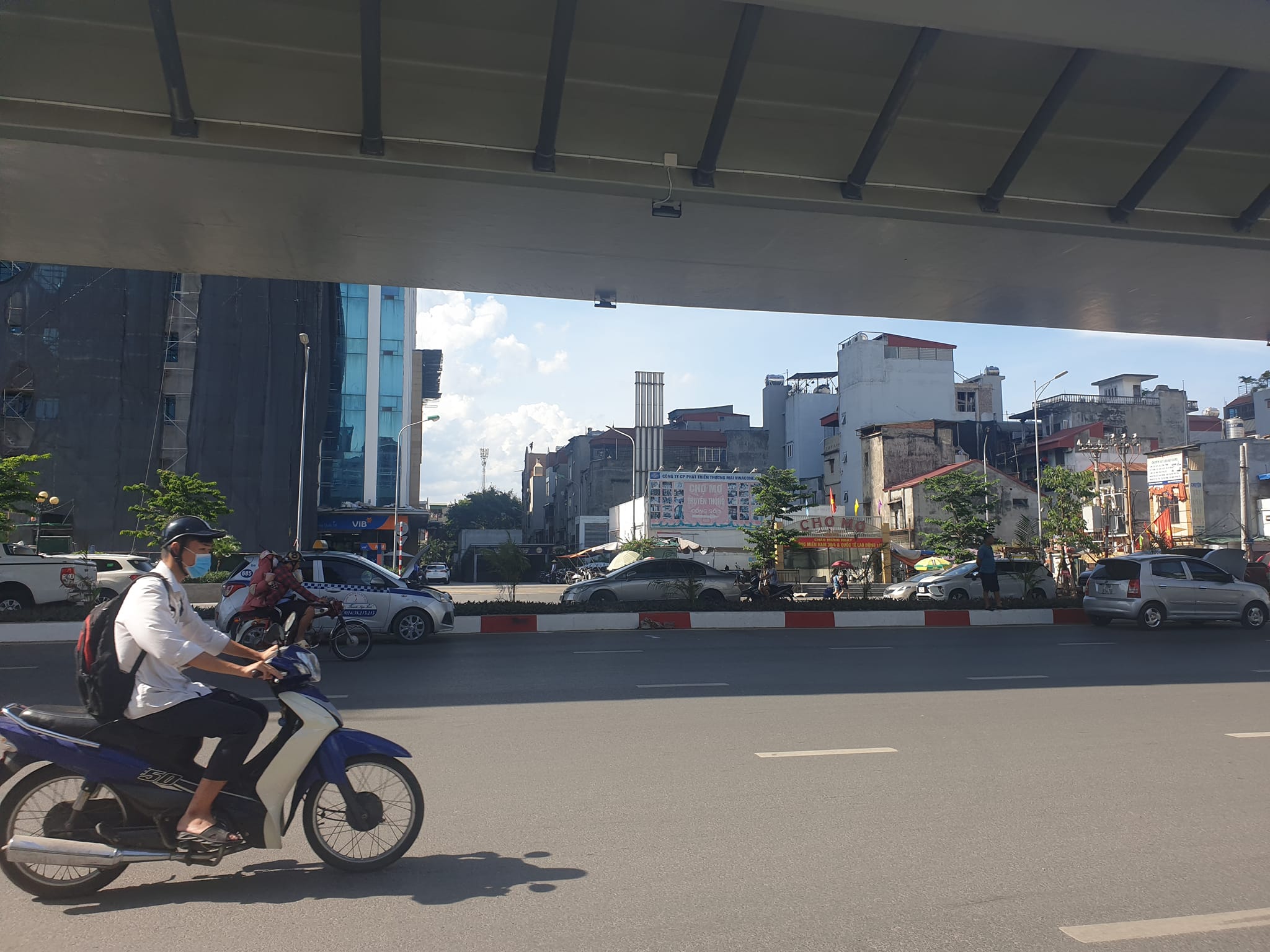 Nhà mặt phố Minh Khai, đối diện Chợ Mơ, 120m2, giá 262.5 triệu/m2