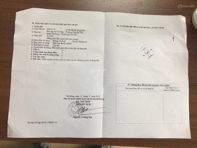 Siêu hiếm. CC bán nhà dân cũ 3 tầng Tô Hiệu cạnh chợ Hà Đông, taxi đỗ cửa