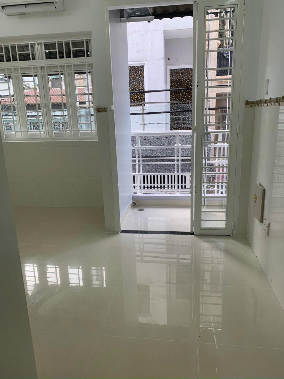 Nhà hẻm 4m Phan Bội Châu, 4.2 x 11m, 3 lầu, 7.7 Tỷ, Bình Thạnh