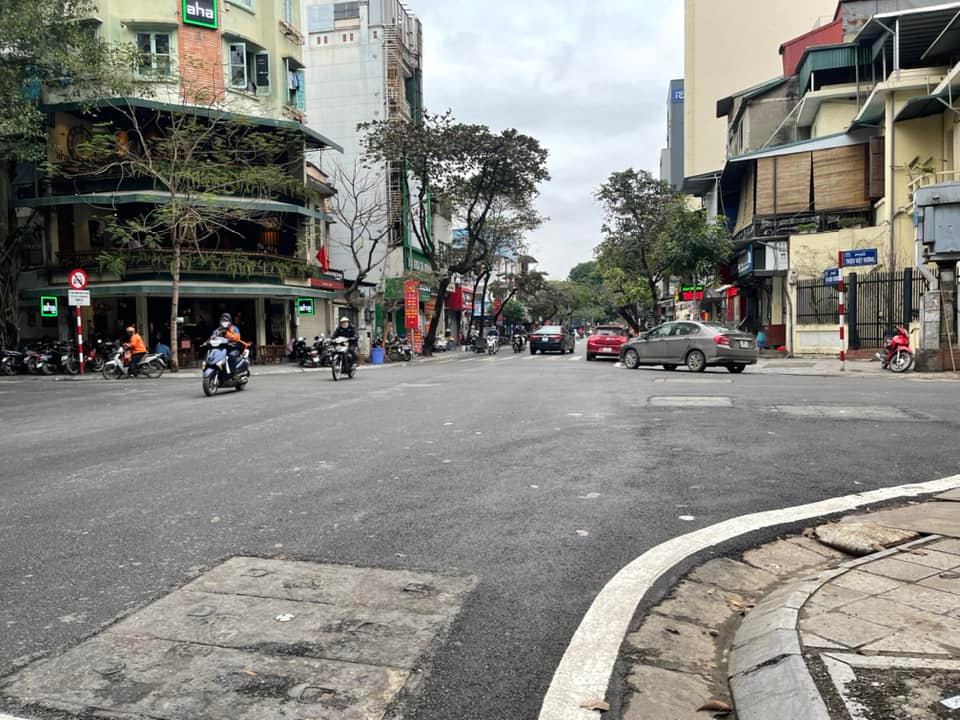 Nhà mặt phố Tô Hiến Thành, gần ngã tư sầm uất, 90m2 x 5T, giá 64 tỷ