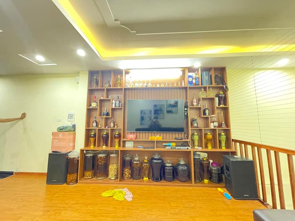 Bán nhà Phố Bùi Xương Trạch, Thanh Xuân , Ô tô đỗ cửa . Giá 5.45 tỷ