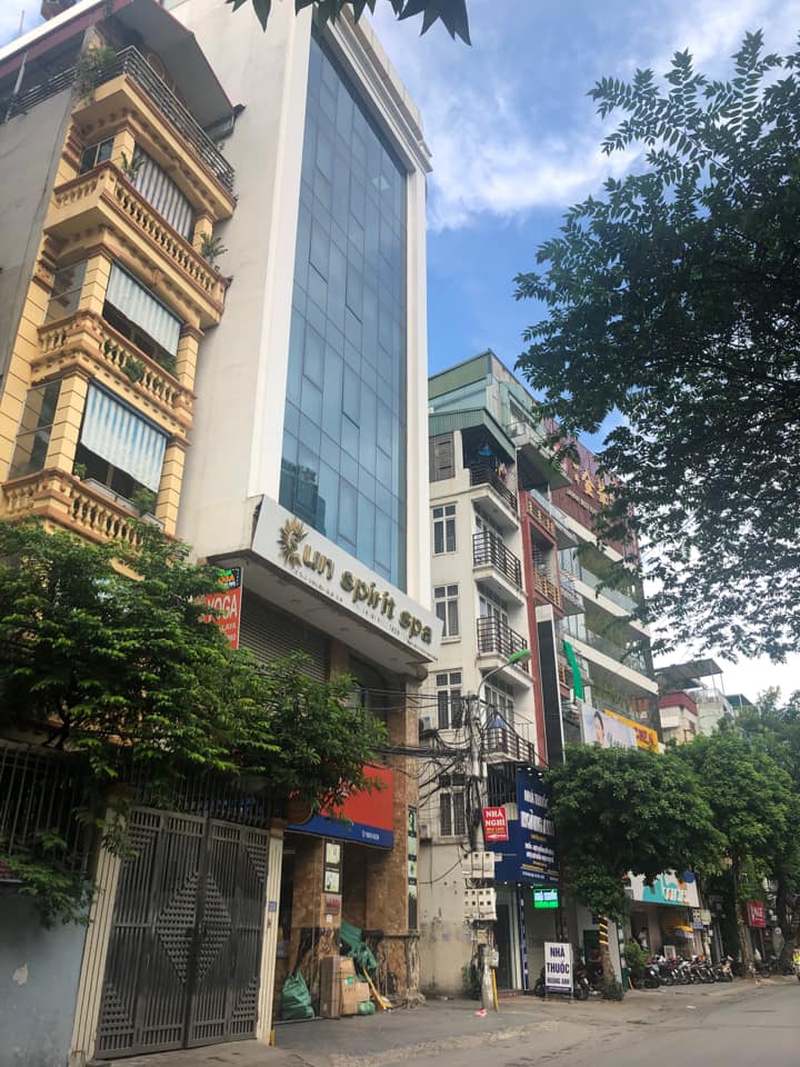 Bán nhà Hoàng Ngân 180m2, 9 tầng thông sàn, lô góc, mt 11m, KD sầm uất, giá 86 tỷ