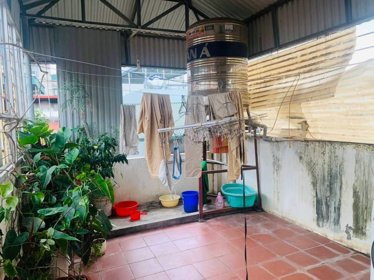 Bán nhà CẦU GIẤY diện tích 60m- 5 tầng- gần phố- giá chào 6.7 tỷ có thương lượng