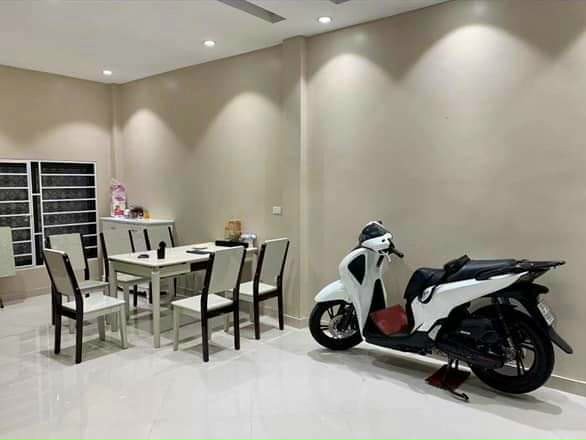 Chính chủ cần bán nhà ngõ 189 Nguyễn Lương Bằng Đống Đa 41m2 4 tầng 5m MT 4.95 tỷ miễn trung gian