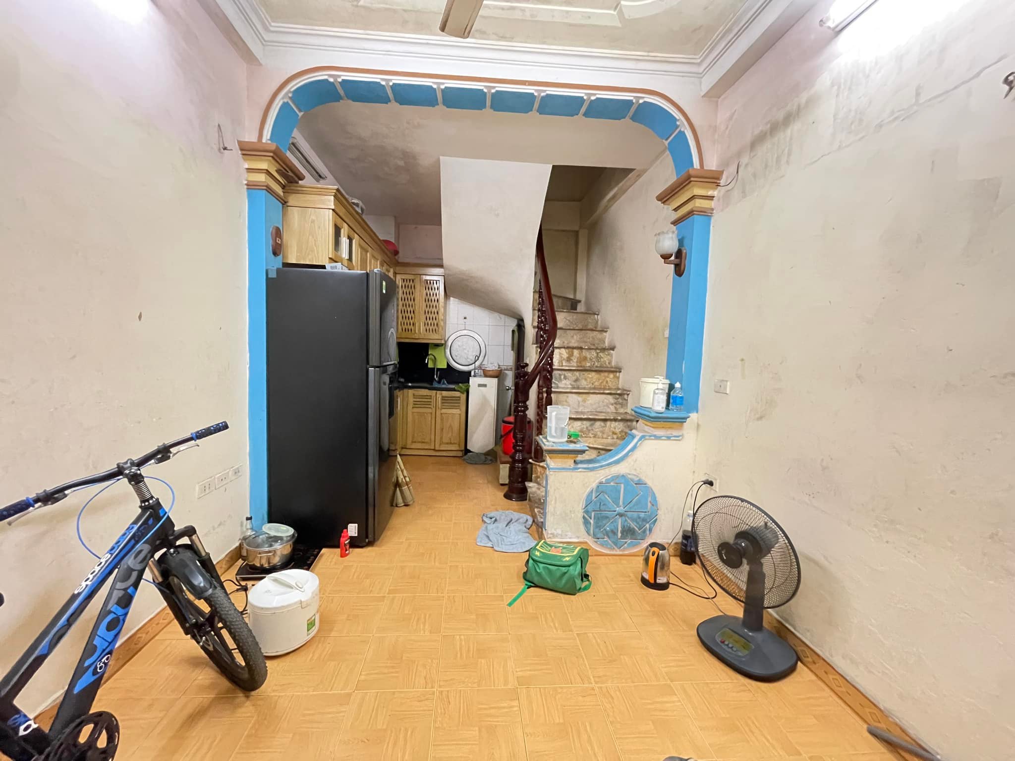 Siêu hiếm- Bán nhà Chính Kinh, 2 mặt ngõ, lô góc, ngõ thông , 3 tỷ 1