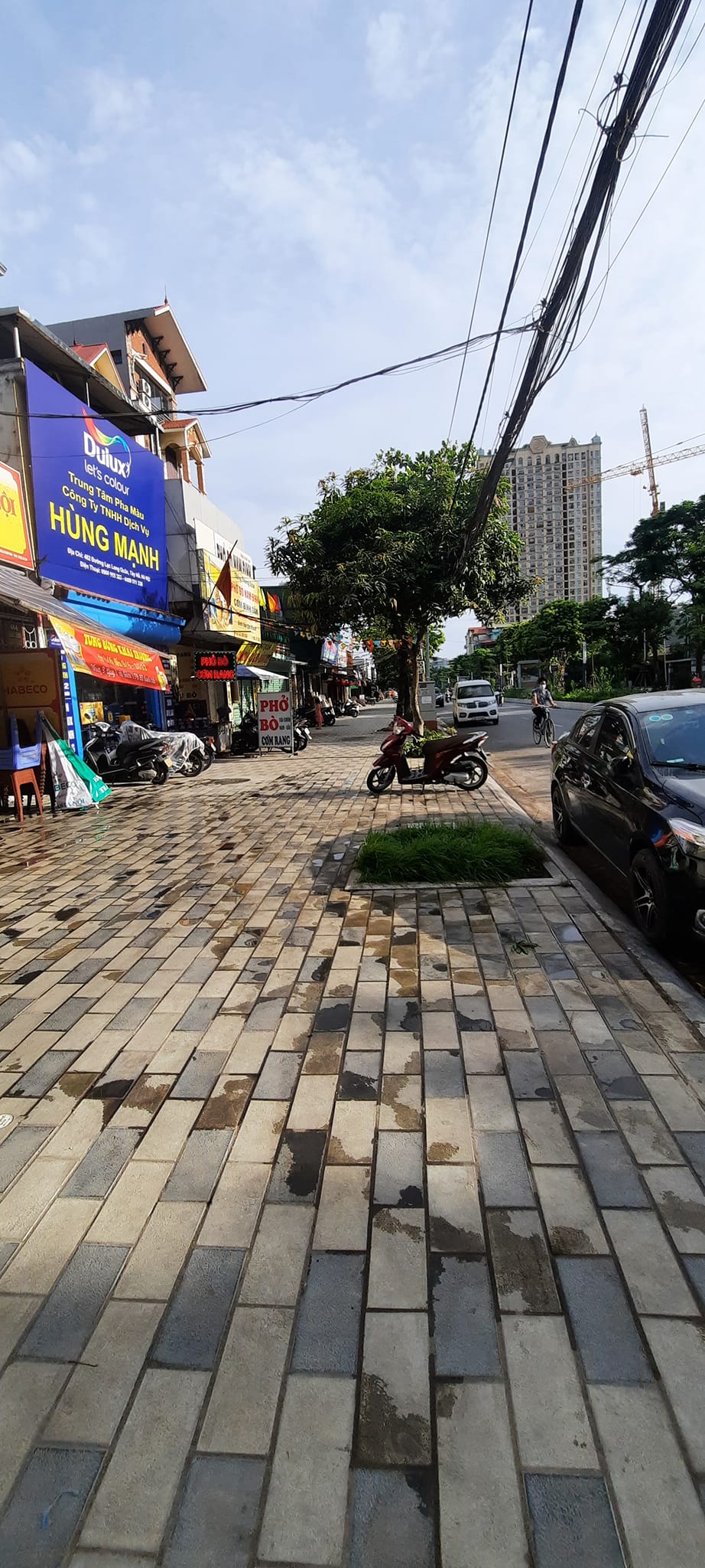 Bán toà Văn Phòng – Thang Máy – Kinh Doanh mặt phố Lạc Long Quân 160m2 5 Tầng