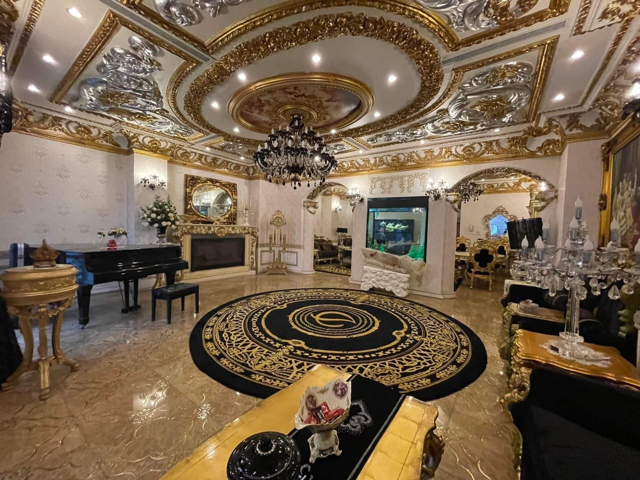 CẦN BÁN BIỆT THỰ MẶT PHỐ QUẬN TÂY HỒ