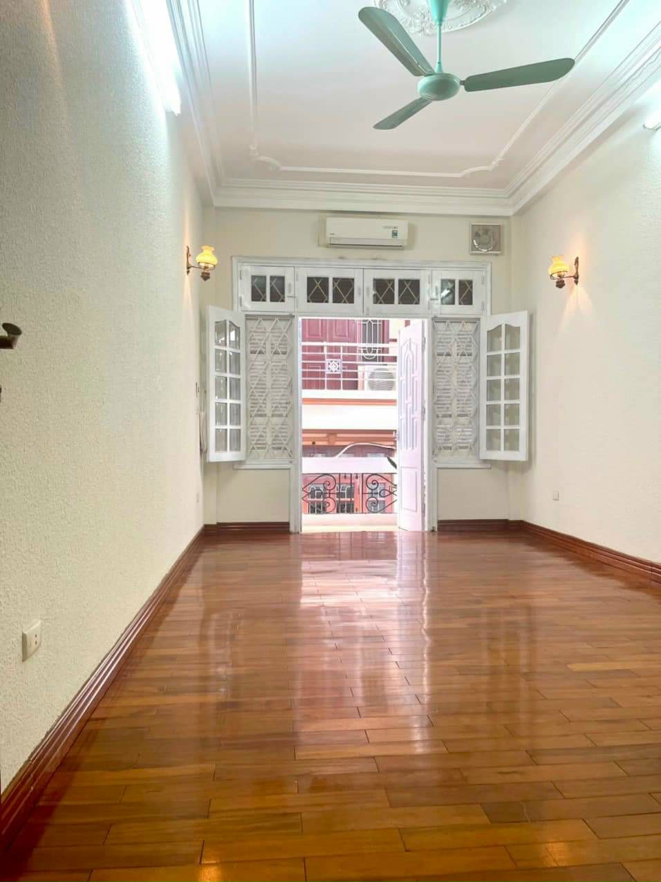 Chính chủ cần bán nhà Yên Lãng Đống Đa 58m2 6 tầng 8.8 tỷ Ô tô kinh doanh miễn TG