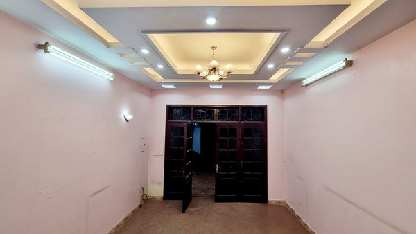 Bán nhà riêng Cầu Giấy - 2 Thoáng - Gần oto - Dân Trí Cao - 100m2 - Nhỉnh 10 tỷ