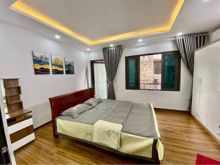 Siêu phẩm phố Quan Nhân Ôt vào 40m2 x 5 tầng mặt tiền 5m giá sốc 3.2 tỷ