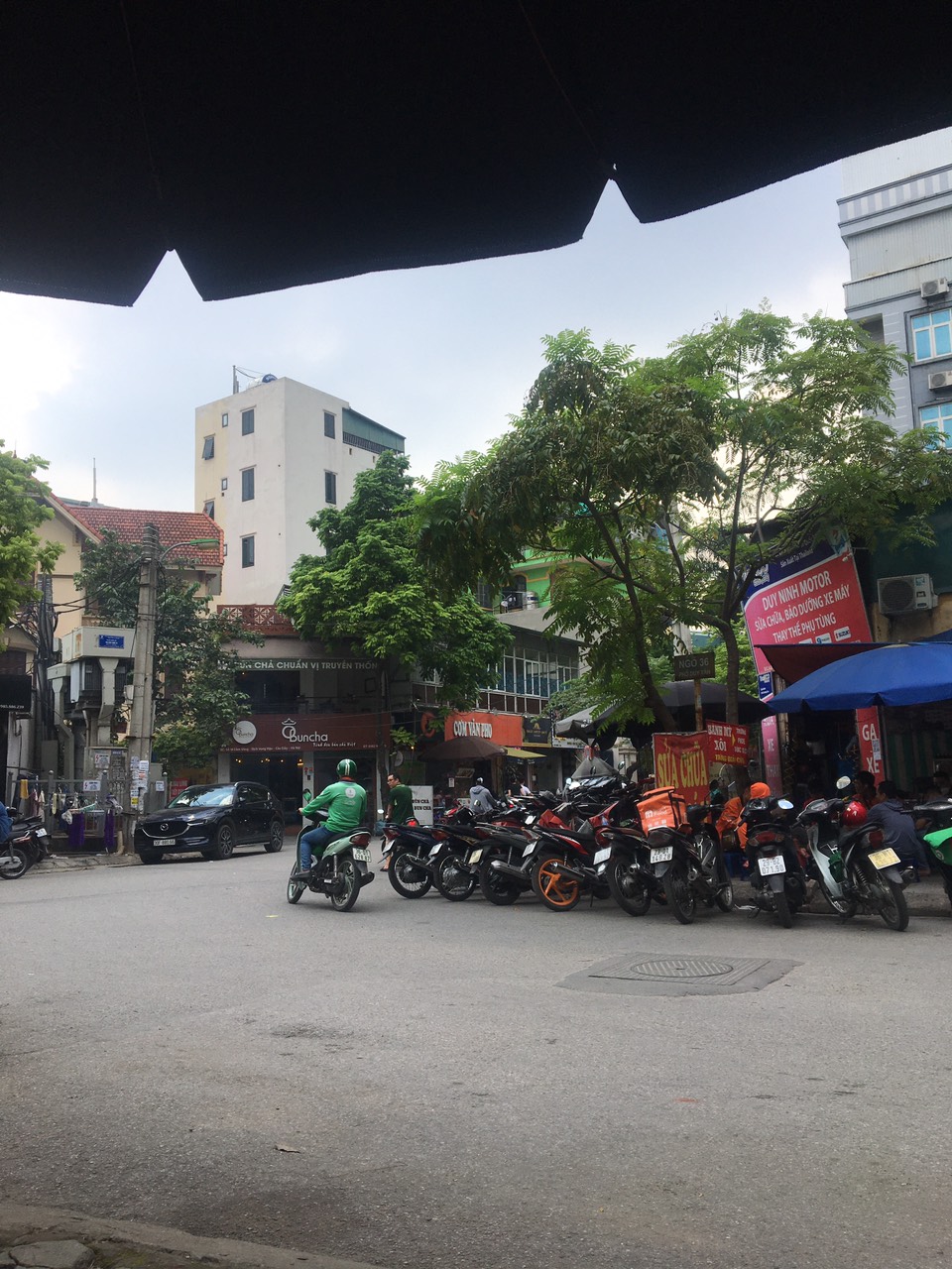 BÁN NHÀ PHỐ DUY TÂN – DỊCH VỌNG HẬU, LÔ GÓC, Ô TÔ TRÁNH, KINH DOANH SẦM UẤT, GIÁ RẺ 7 TỶ.