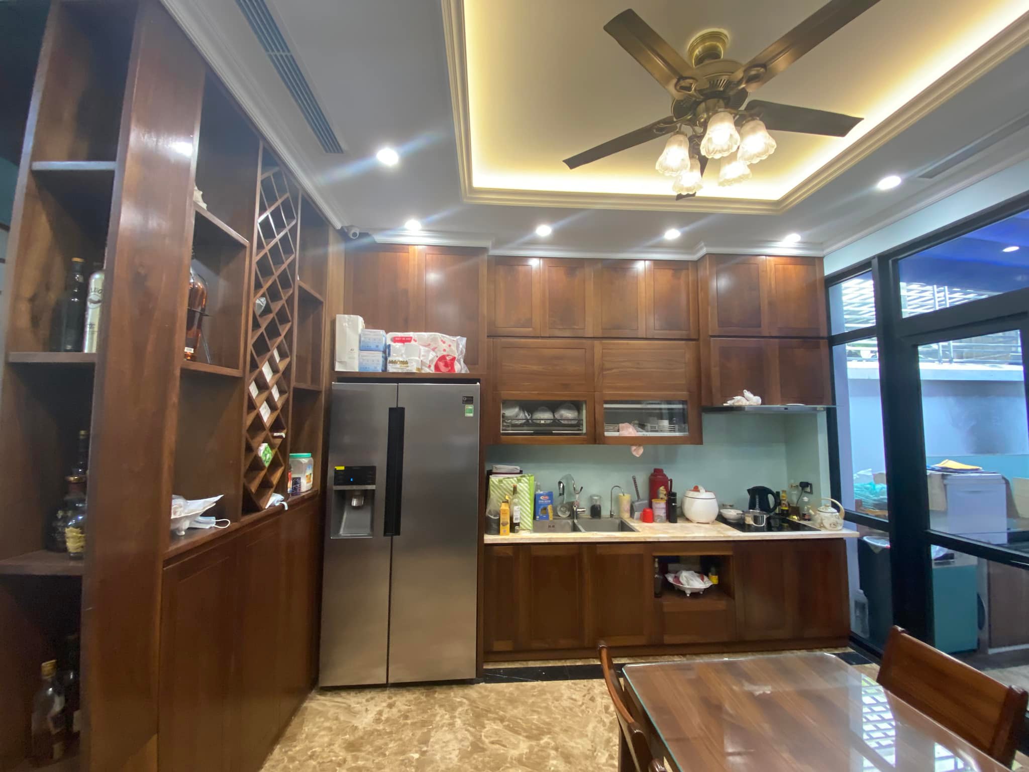 Bán Shophouse Vinhomes Gardenia Hàm Nghi, Nam Từ Liêm. DT 93m x 5 tầng, mặt tiền 6m. Giá 27.7 tỷ.
