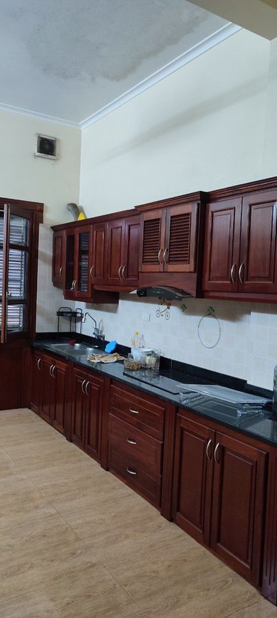 Nhà Võ Chí Công Cần bán diện tích 60m2 Mặt tiền 5m giá 16,8 tỷ Gara.