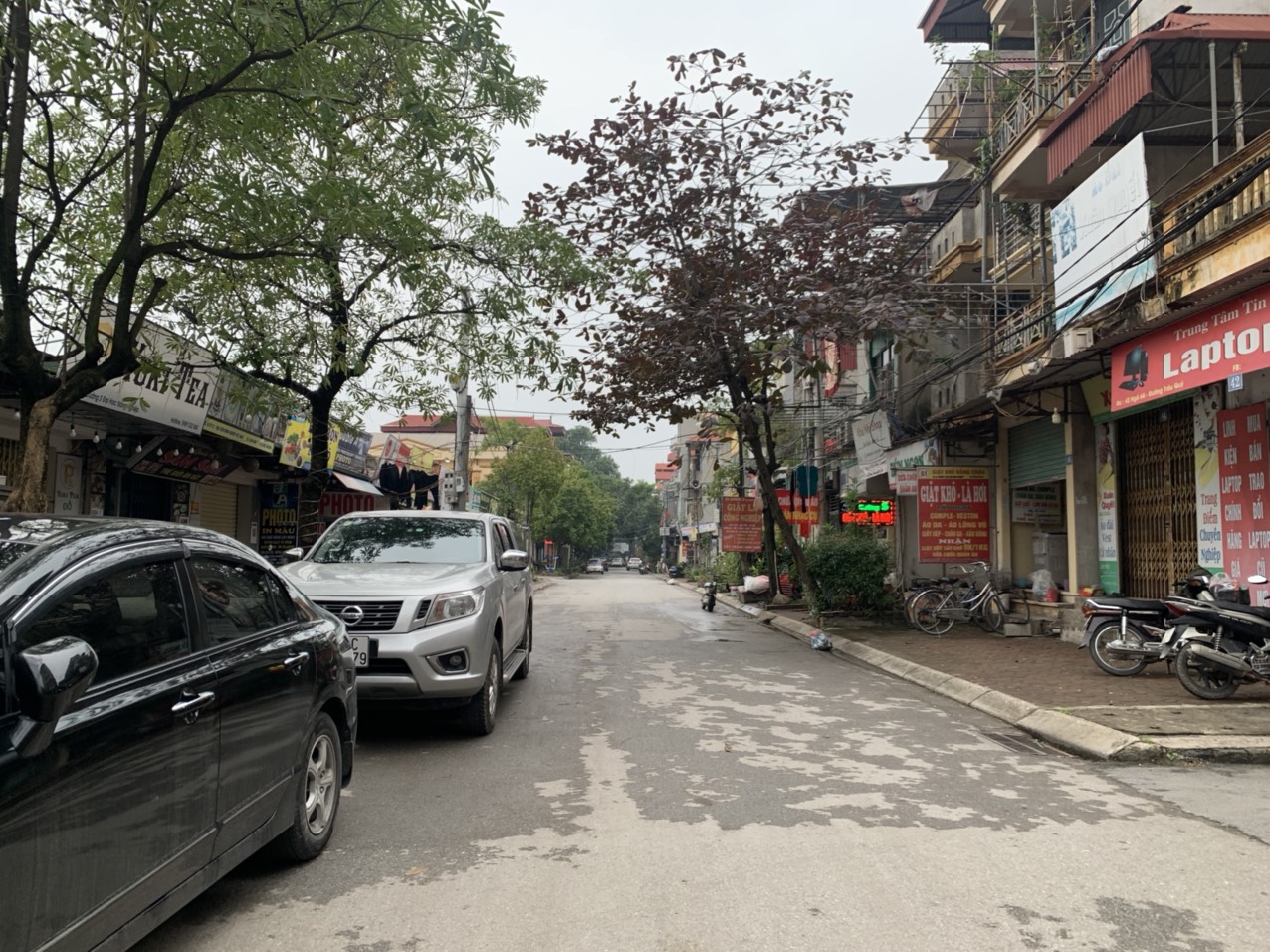 Sang nước ngoài định cư gia chủ cần bán gấp lô góc tặng nhà 2 tầng đang cho thuê mặt ngõ 68 Trâu Qùy