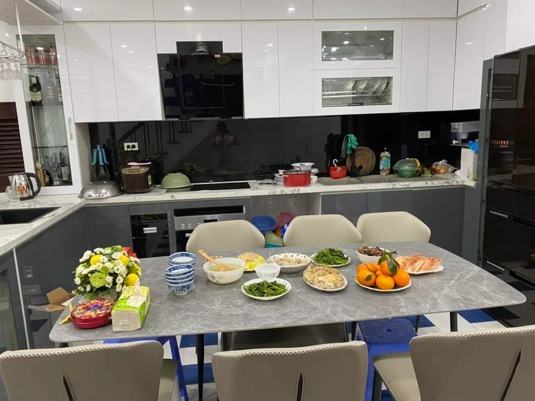 Cần thanh khoản căn hộ tầng 1 Thanh Nhàn - Trại Găng, nhà hai mặt ngõ to rộng 60m2, sổ riêng chính chủ, thiết kế