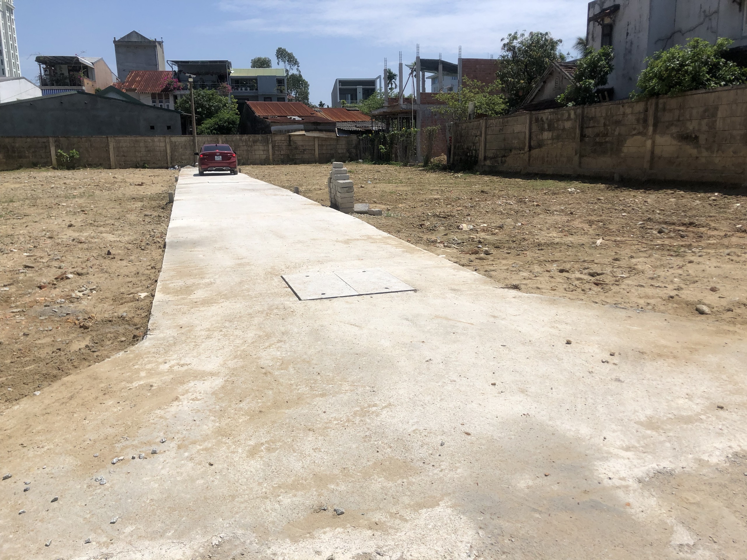 ĐẤT PHÂN LÔ KIỆT ÔTÔ HOÀNG QUỐC VIỆT - TRUNG TÂM THÀNH PHỐ - CẠNH AEON MALL