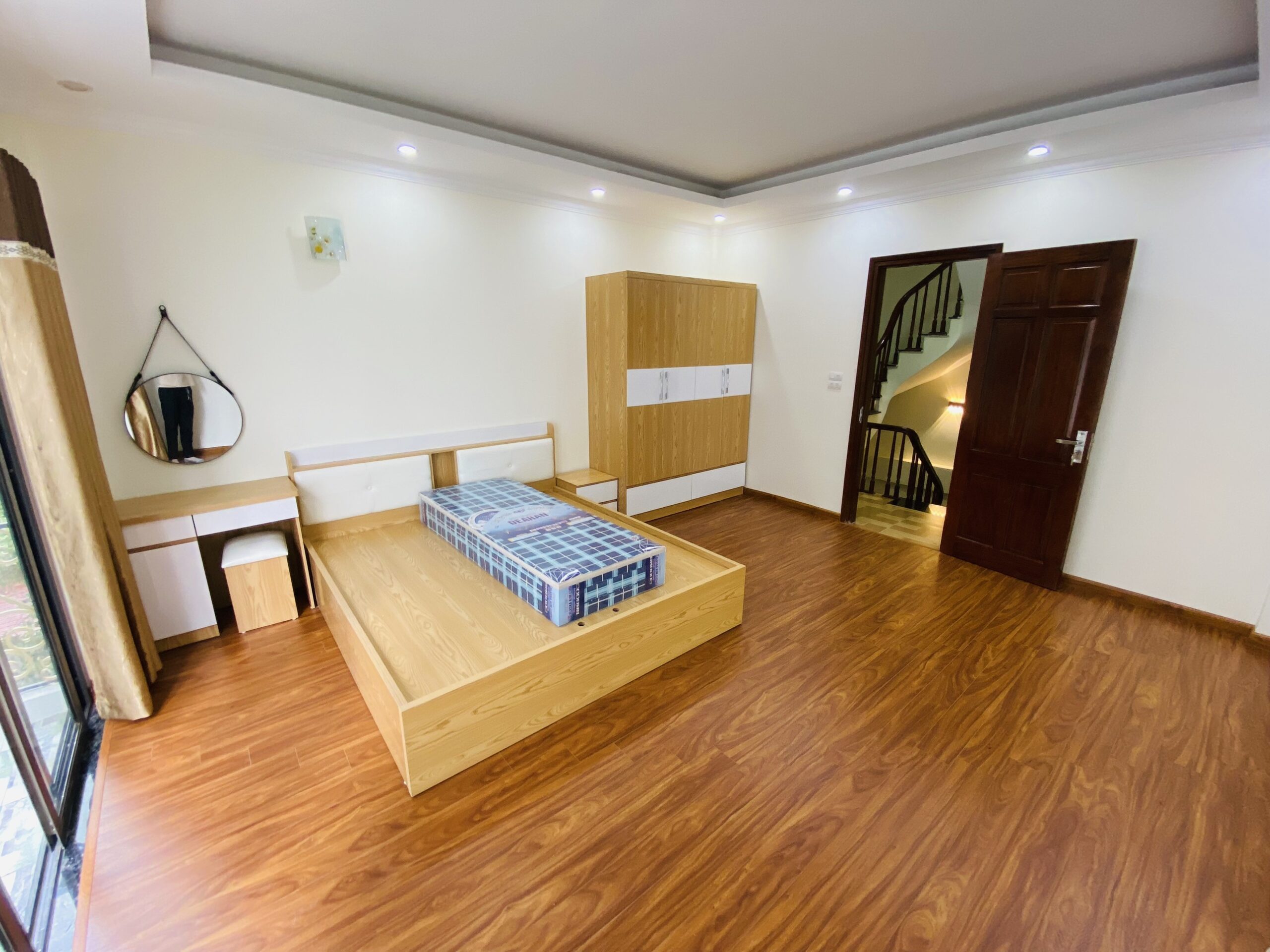 Bán nhà ngõ phố Phương Liệt Thanh Xuân Hà Nội DT 43mx5T full nội thất giá 4,3 tỷ