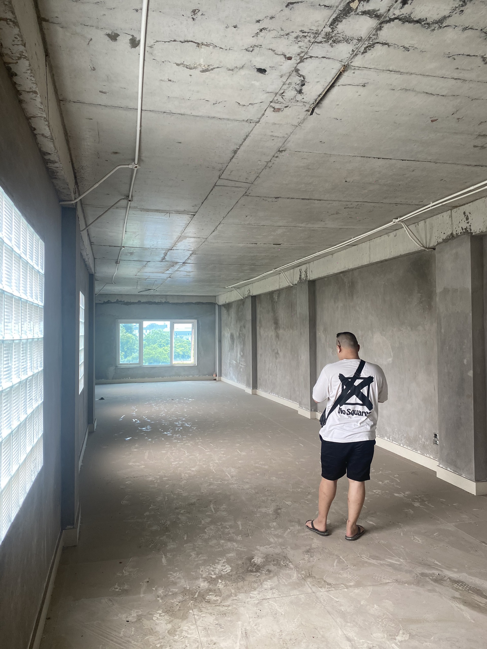 Cho thuê nhà mp Bà Triệu, 150m x 9 tầng, mt 5m, thang máy, thông sàn, view Hồ Gươm, giá 250 triệu