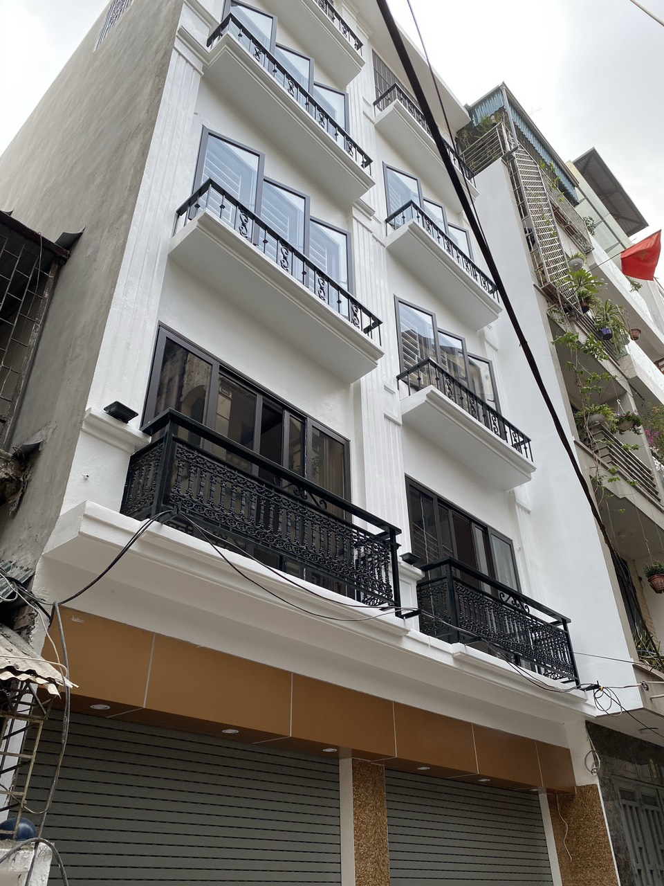 Bán nhà ngõ 36 Lê Thanh Nghị Bách Khoa HBT Hà Nội DT 52mx5T giá 5,5 tỷ