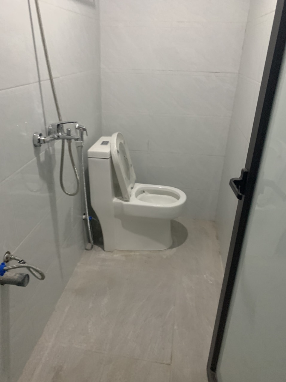 Bán nhà phố Hoa Bằng Cầu Giấy diện tích 60m2 có giá 12.5 tỷ.