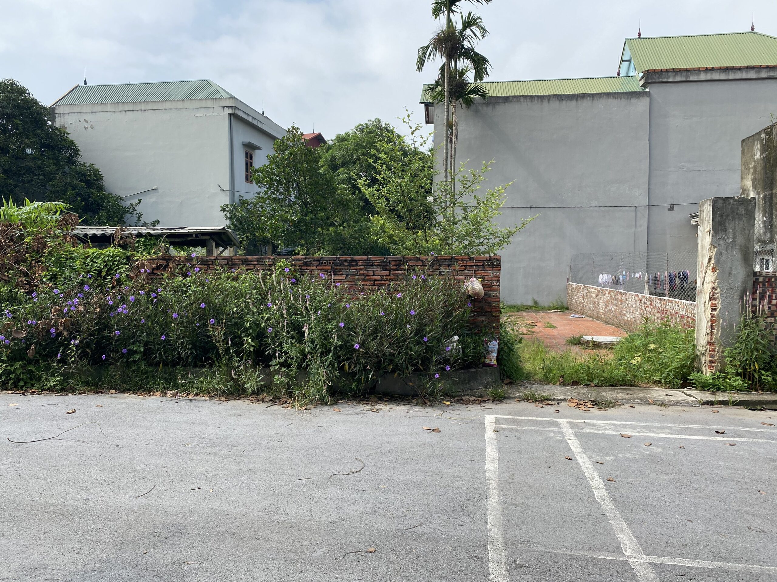 Cần Bán Siêu Phẩm Đất nền 130m2 tại Chợ Nga, Thanh Xuân, đường 8m thông.