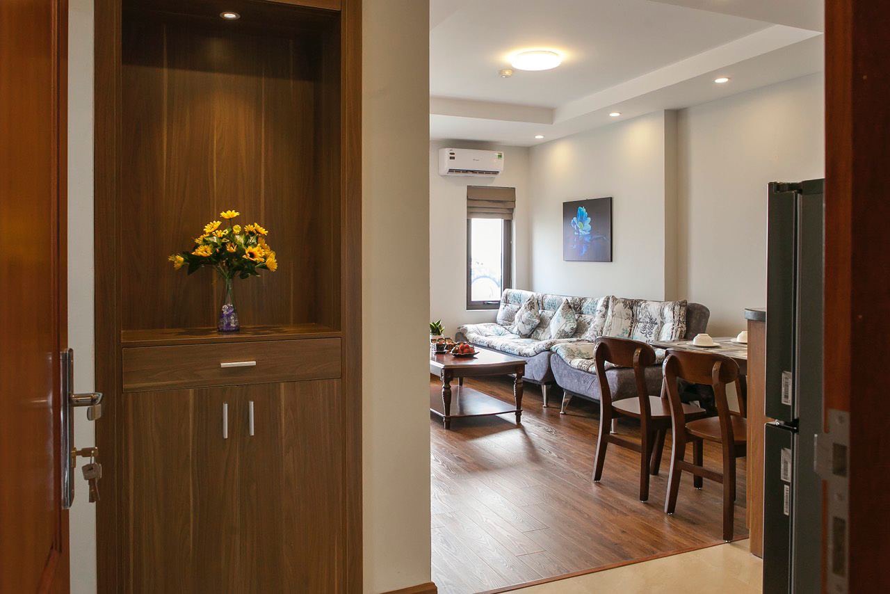 Cho thuê căn hộ Vũ Miện, 50m, thang máy, 9 triệu