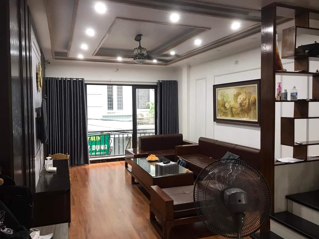 Bán nhà riêng phố Nguyễn Đức Cảnh, Hoàng Mai, 42m2, 4 tầng, 4 tỷ