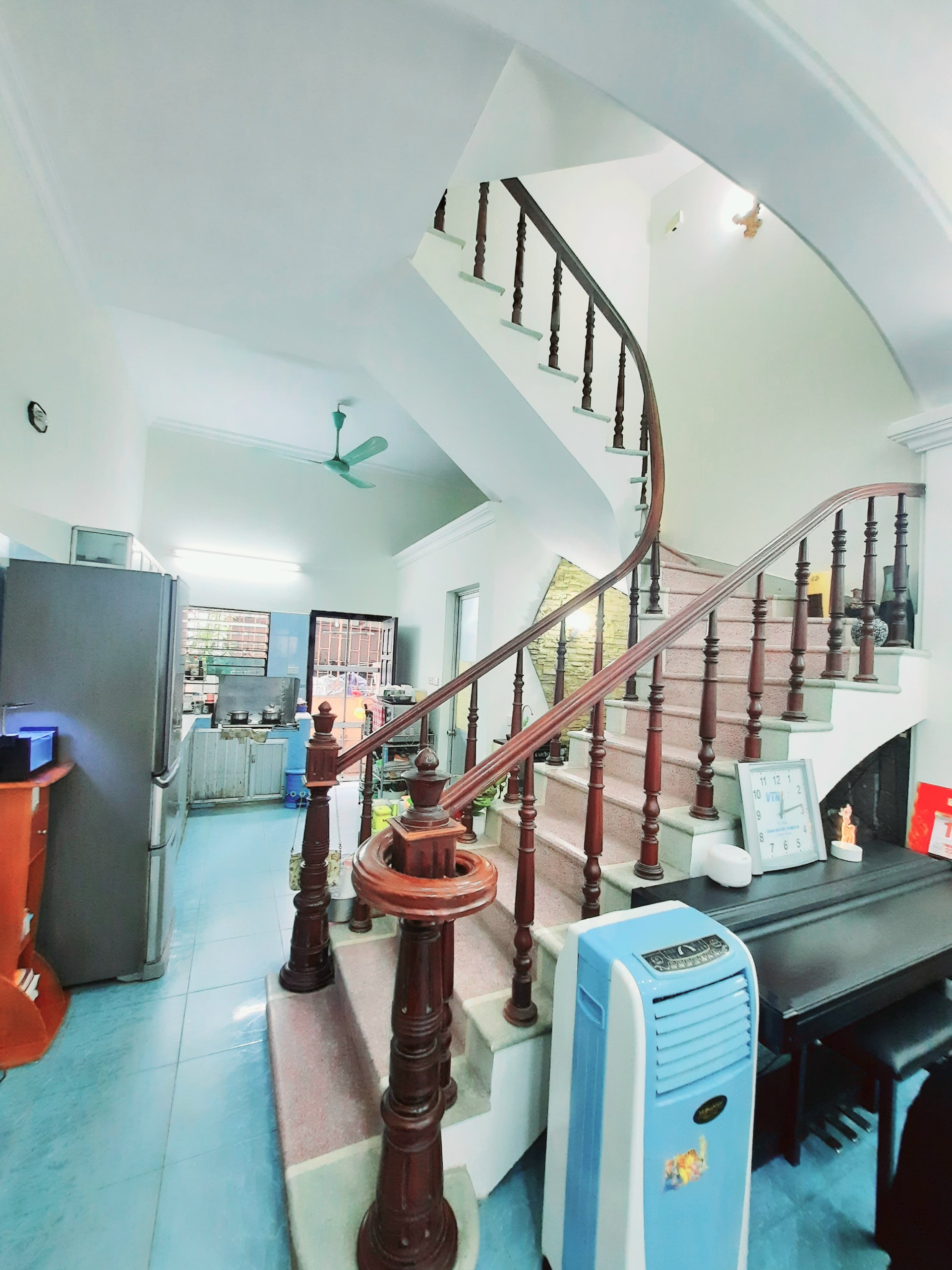 Bán Gấp nhà phố Nguyễn Đức Cảnh, Tương Mai, 54m2, 4 tầng, gần phố, 5.4 tỷ