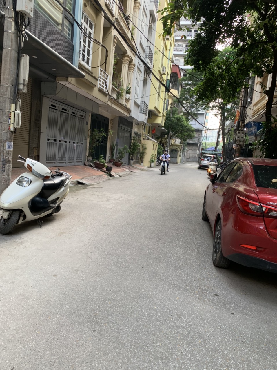 BÁN NHÀ ĐƯỜNG NGUYỄN KHANG,CẦU GIẤY DT:83M2, MT:5,2M, CHỈ CÓ 14.8TỶ