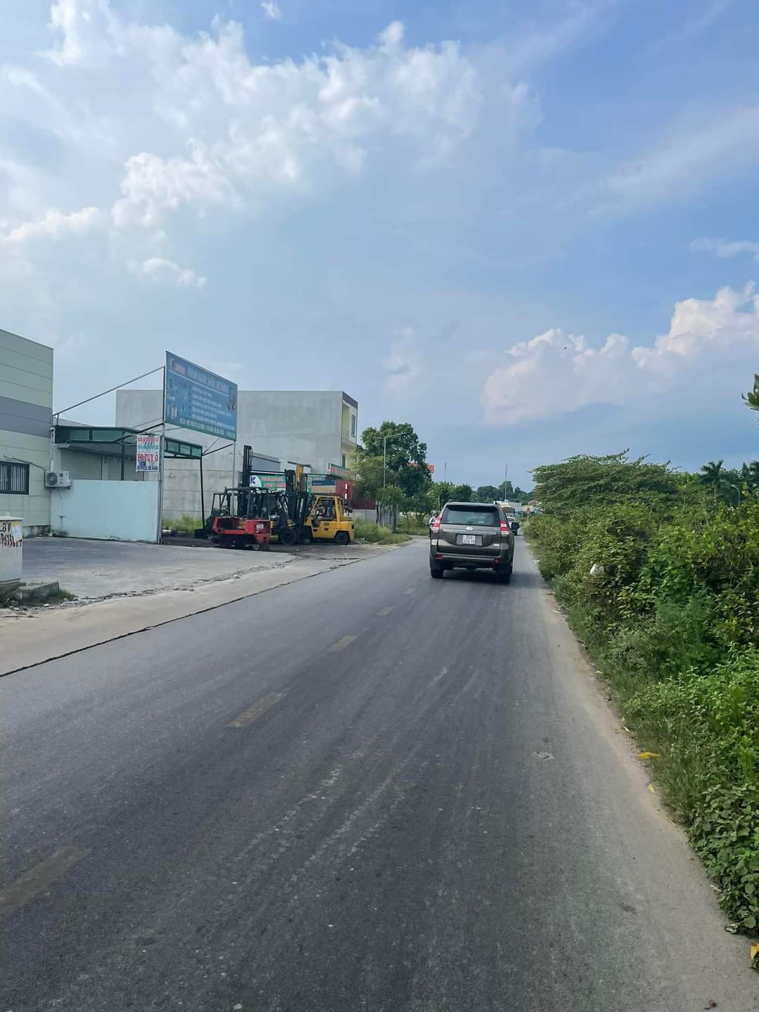 BÁN ĐẤT CHÍNH CHỦ TẠI KĐT CHI ĐÔNG, DIỆN TÍCH 208M2, HƯỚNG ĐÔNG NAM VIEW VƯỜN HOA