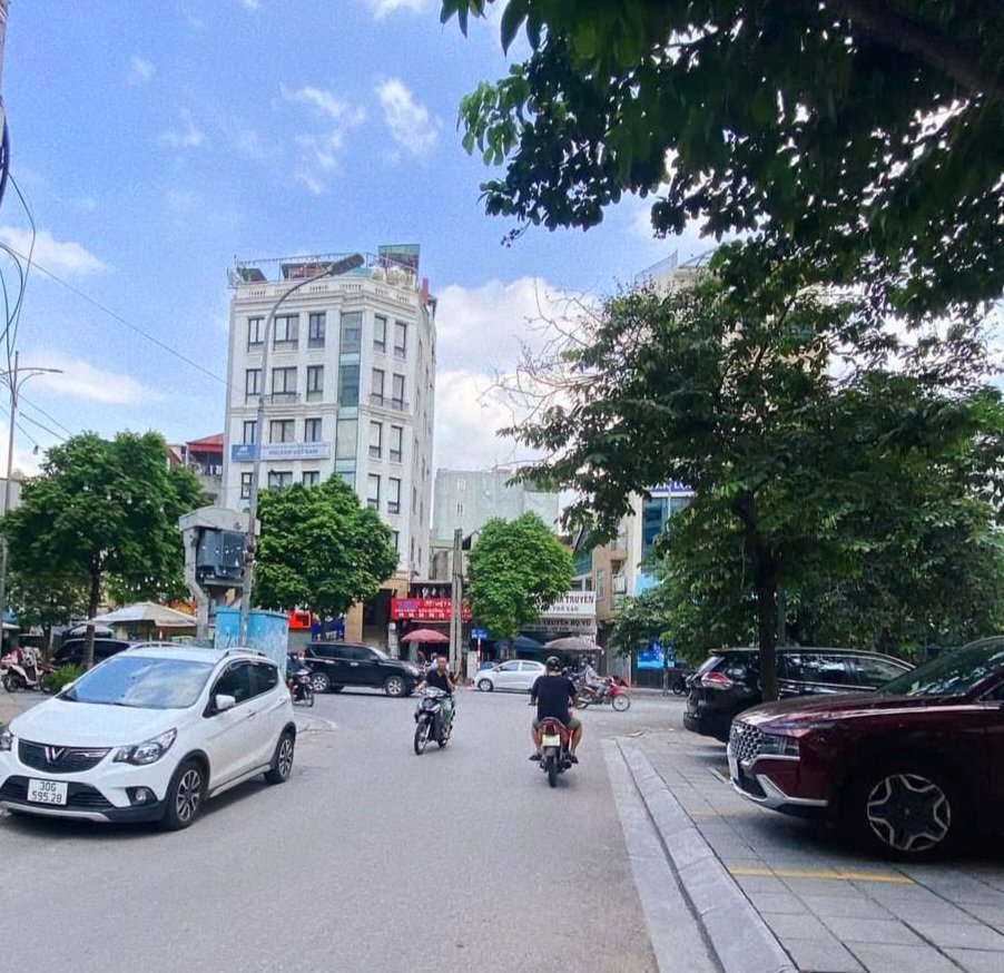 Nhà MẶT PHỐ Dương Khuê cần bán, VỊ TRÍ KINH DOANH.