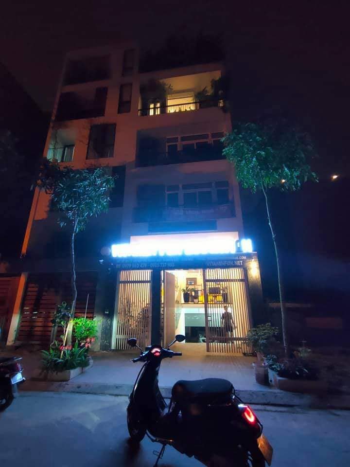 GẤP! BÁN NHÀ 5 TẦNG MẶT PHỐ, KINH DOANH KHÁCH SẠN,TRÂU QUỲ, GIA LÂM,70m2, chỉ 8tỷ