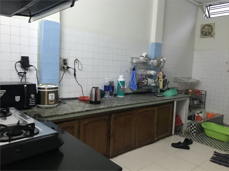 NHÀ ĐẸP Ở NGAY. 2 tầng nhà, Ô tô tránh, KINH DOANH đường Bàu Năng nhỉnh 2 tỷ