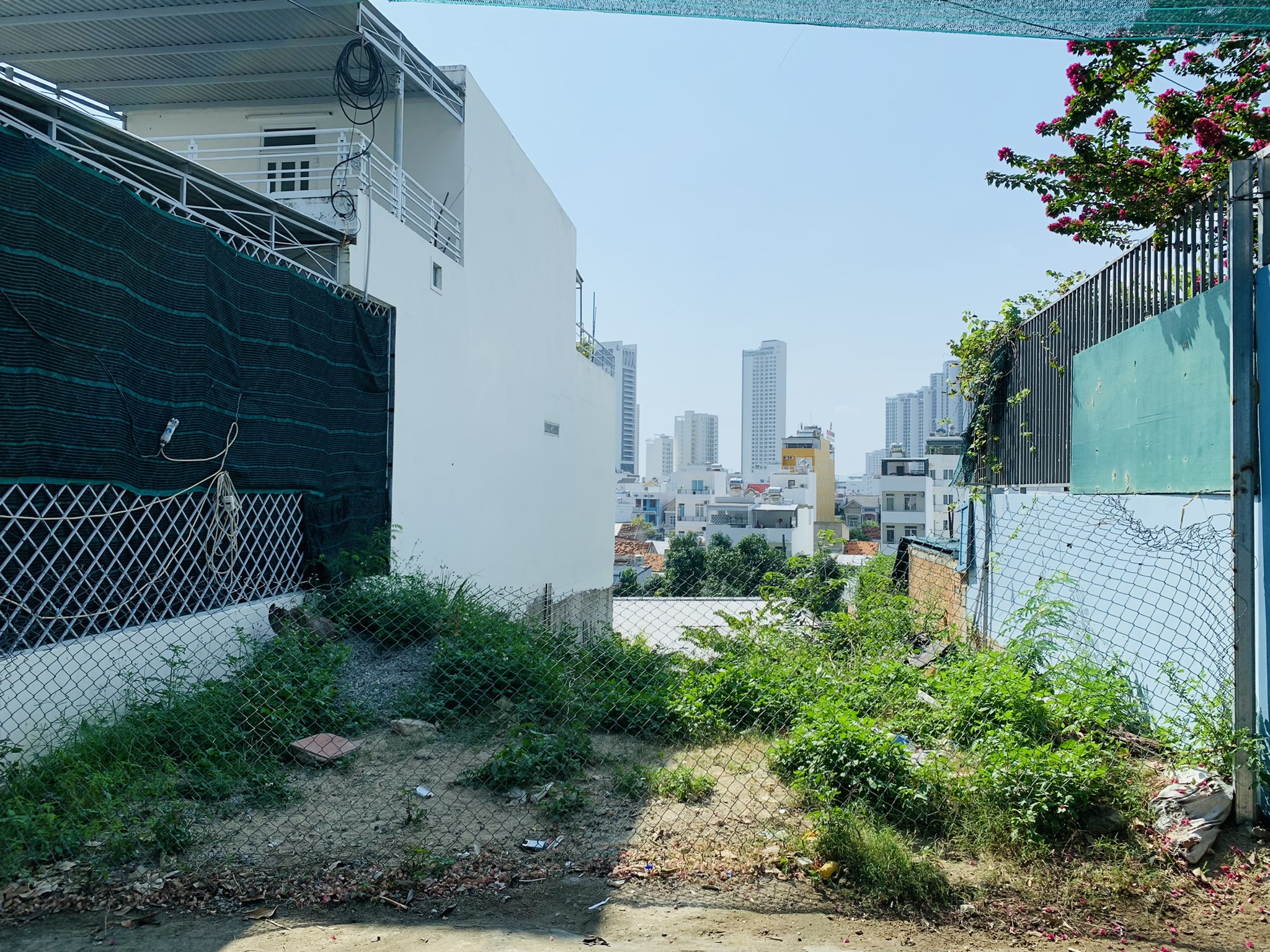 Lô đất giá ngộp, view đẹp khu cao ráo hẽm oto Nguyễn Khắc Viện, giá chỉ 27tr/m2 ( 4 tỷ chẵn )