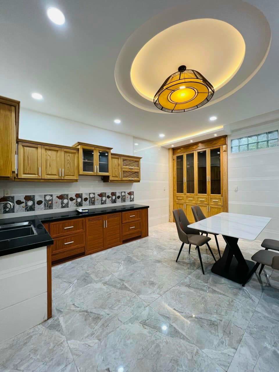Nhà đẹp, Trần Huy Liệu, 4 x 14m, 3 lầu, tiện ích, Phú Nhuận, DT 56m², Giá 8.9 T