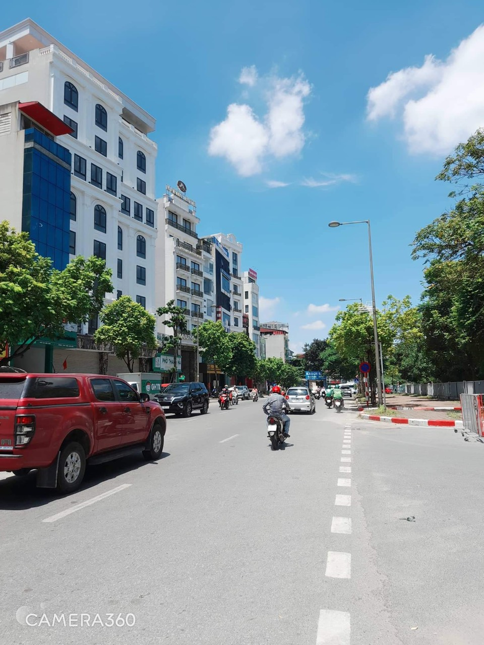 Bán nhà mặt Phố Đỗ Đức Dục, 60m2, lô góc, vỉa hè KD chỉ nhỉnh 12 tỷ