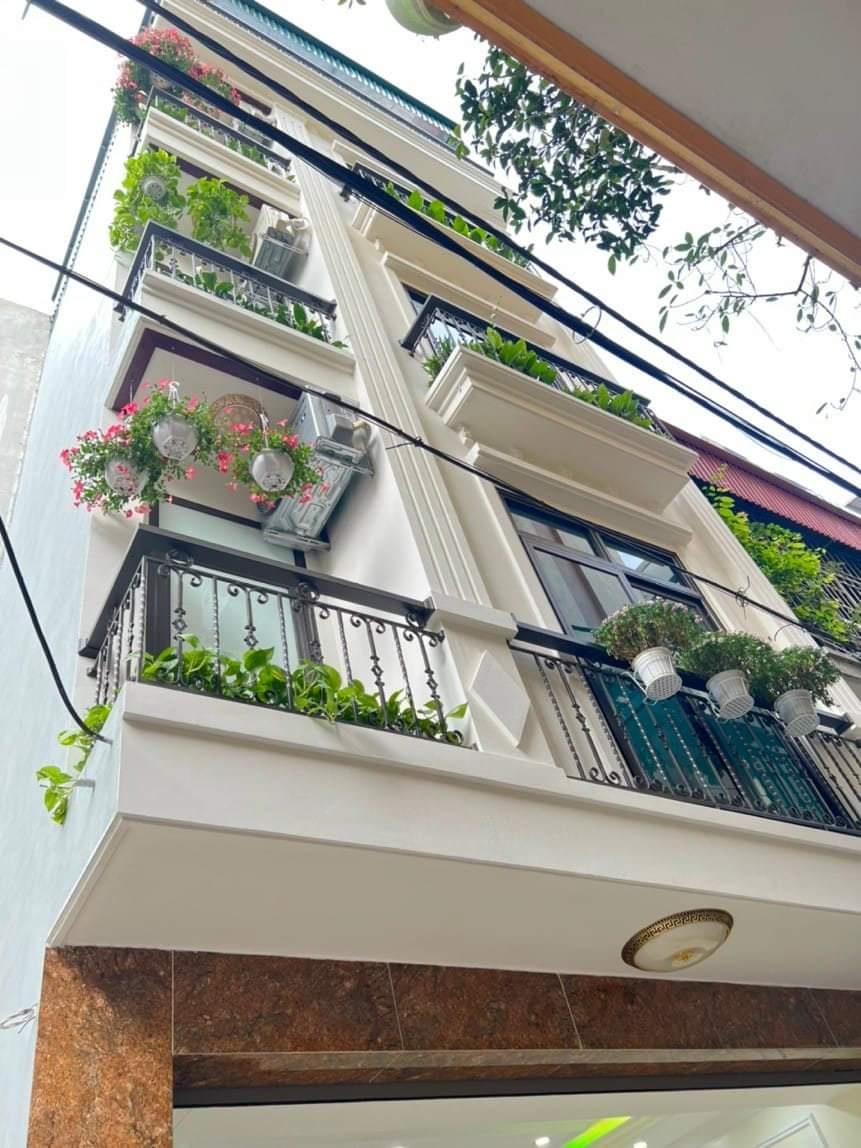 Bán Nhà Phương Canh- Nam Từ Liêm 42M 4 Tầng,4P Ngủ,Nội thất đẹp mới,ngõ thoáng giá 3.5 tỷ