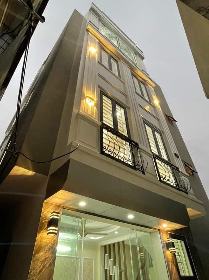 Bán Nhà Đại Mỗ-Van Phúc 35M 5 Tầng-4 phòng-Nội thất đẹp gần đường lớn giá 3.25 tỷ