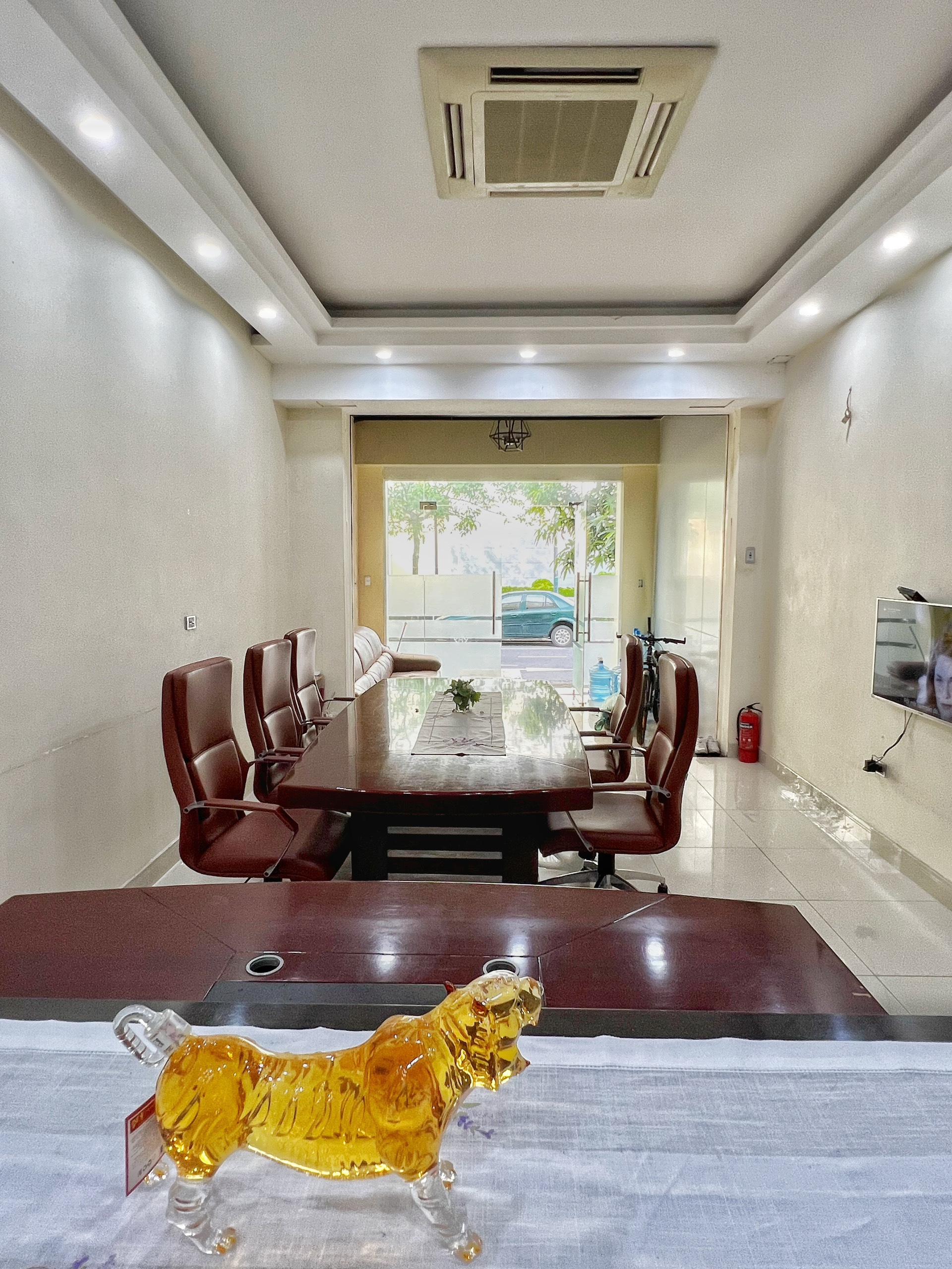 Chính chủ cần sang tên gấp căn biệt thự hai mặt thoáng nằm trong khu phân lô Quân Đội, Thạch Bàn