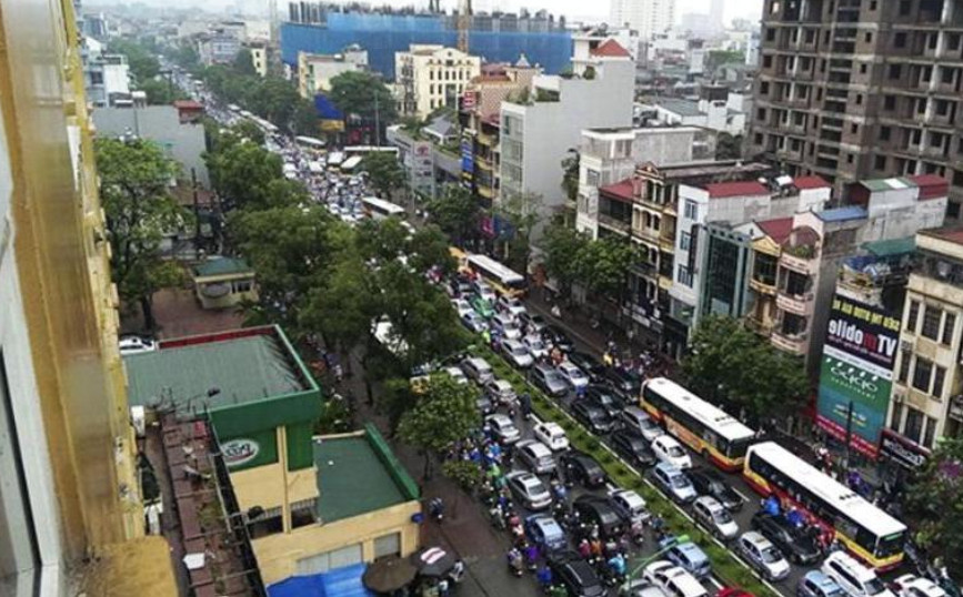 Bán nhà mặt phố Cầu Giấy, nhà 3 tầng có diện tích 62m2, mặt tiền 5,01m, kinh doanh siêu xịn, giá chỉ 36 tỷ.