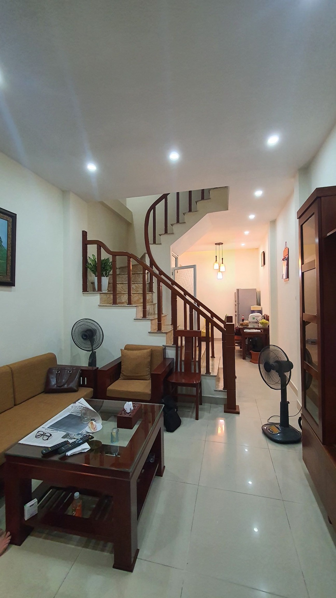 Bán nhà Võ Chí Công, ngõ rộng, 2 thoáng, Diện tích 50m2, 5 tầng, 5 tỷ