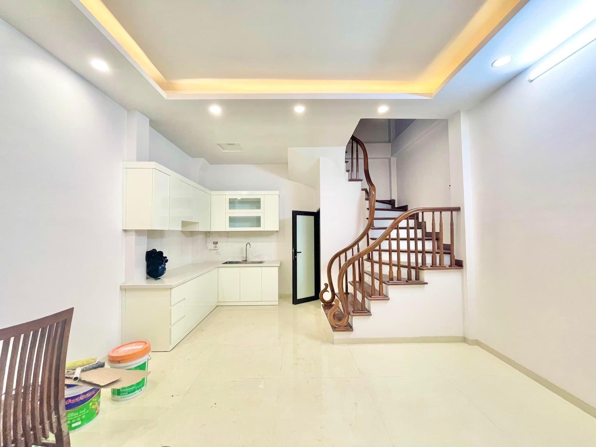 Bán nhà riêng Quận Tây Hồ , Ngõ rộng, thoáng, nhà mới, 35m2 , 5 tầng, 3,5 tỷ